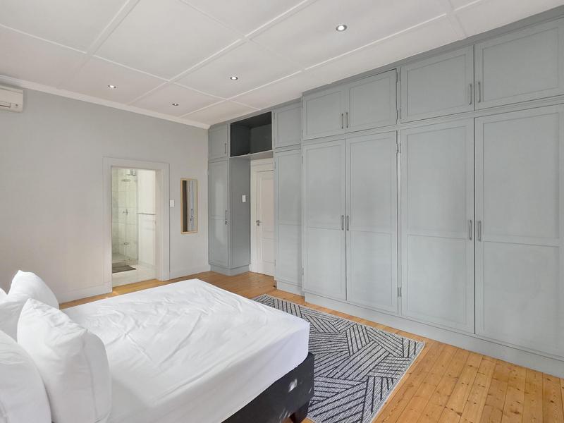 4 Bedroom Property for Sale in Bantry Bay Western Cape